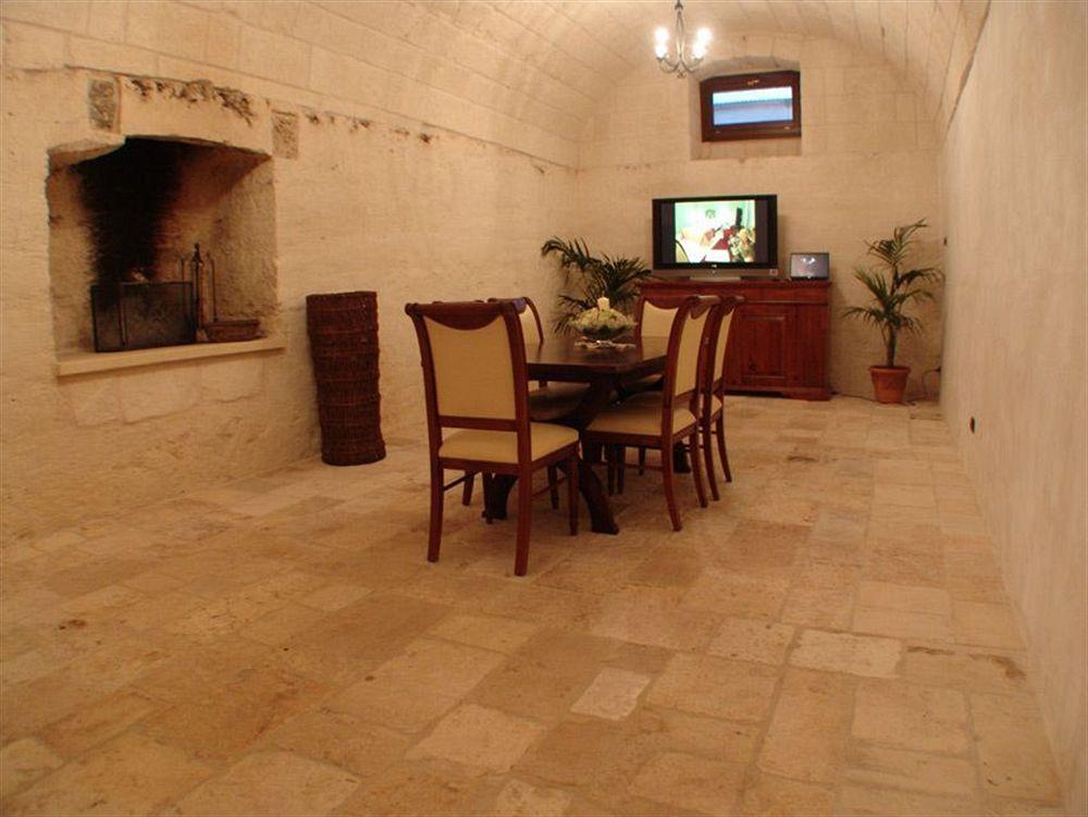 Hotel Masseria Fortificata Donnaloia Monopoli Exterior photo