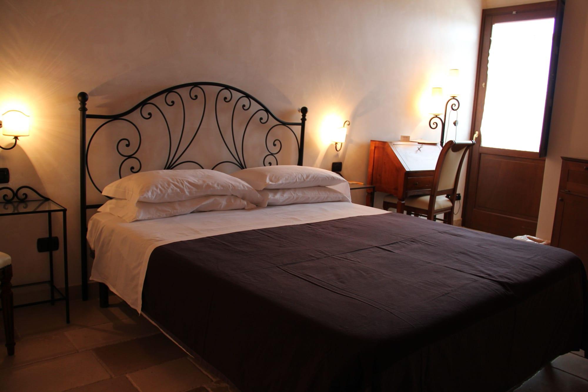 Hotel Masseria Fortificata Donnaloia Monopoli Exterior photo