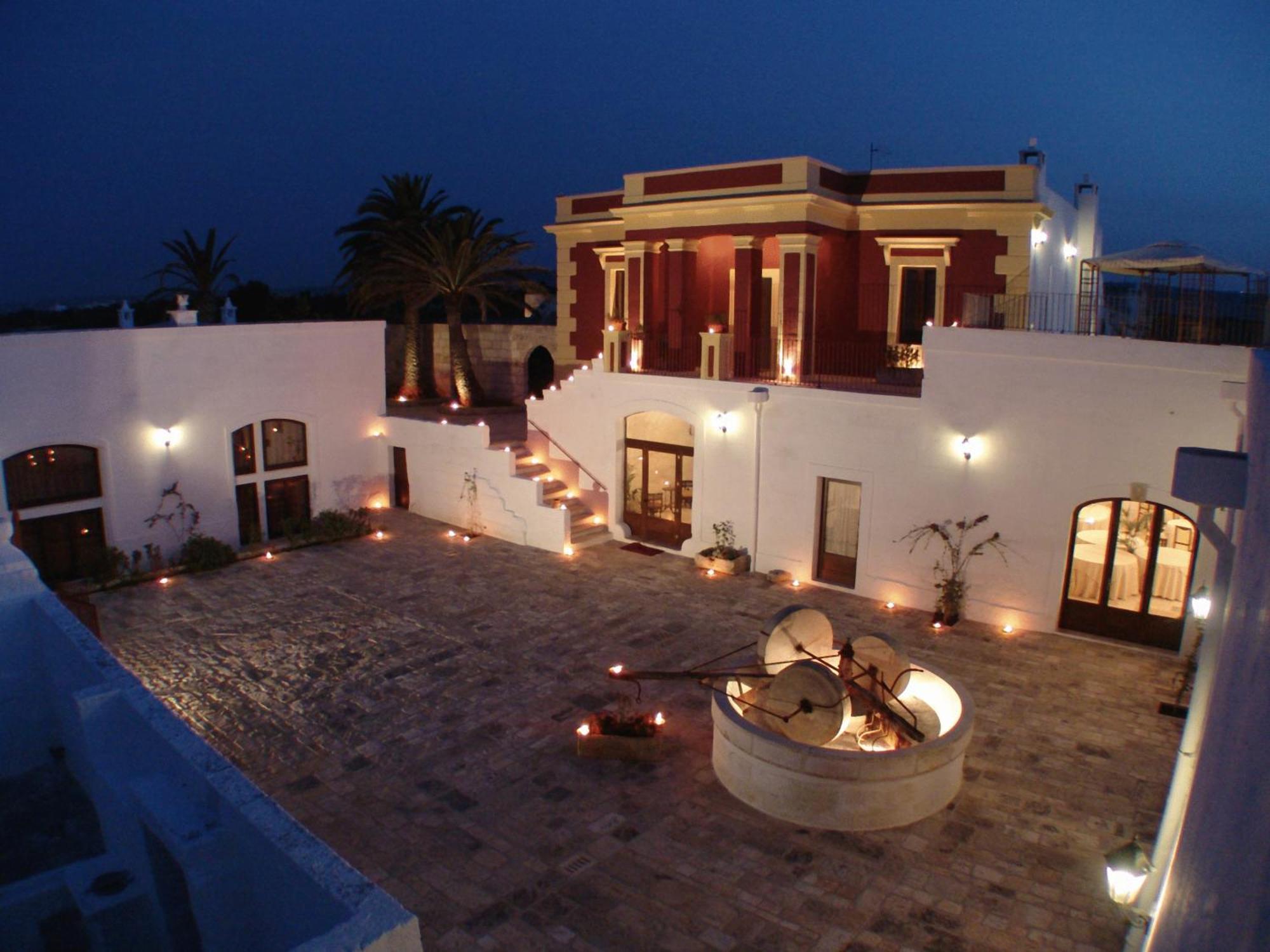 Hotel Masseria Fortificata Donnaloia Monopoli Exterior photo